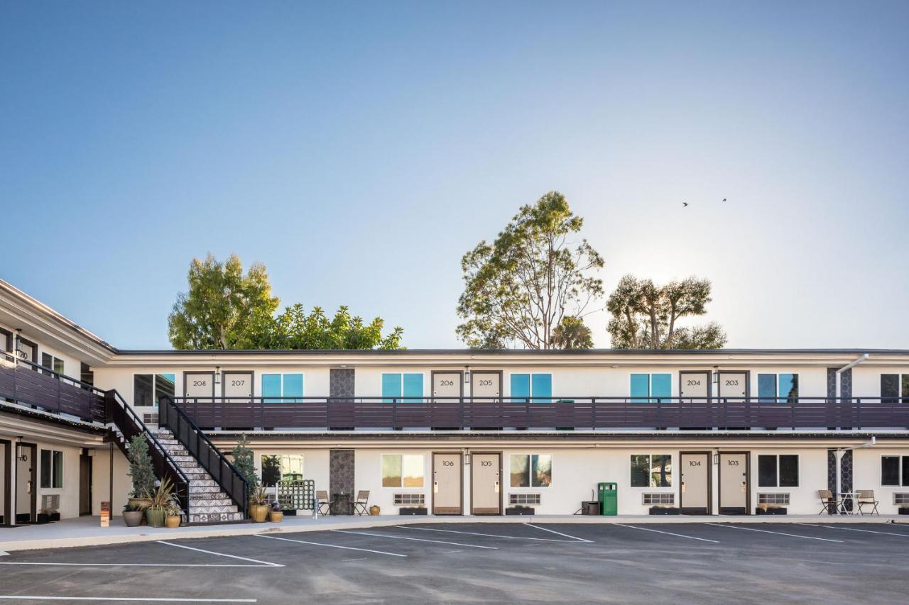California Inn Anaheim Exterior foto